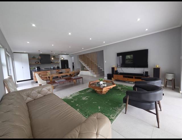 3 BEDROOM HOUSE FOR SALE IN PALM LAKES ESTATE